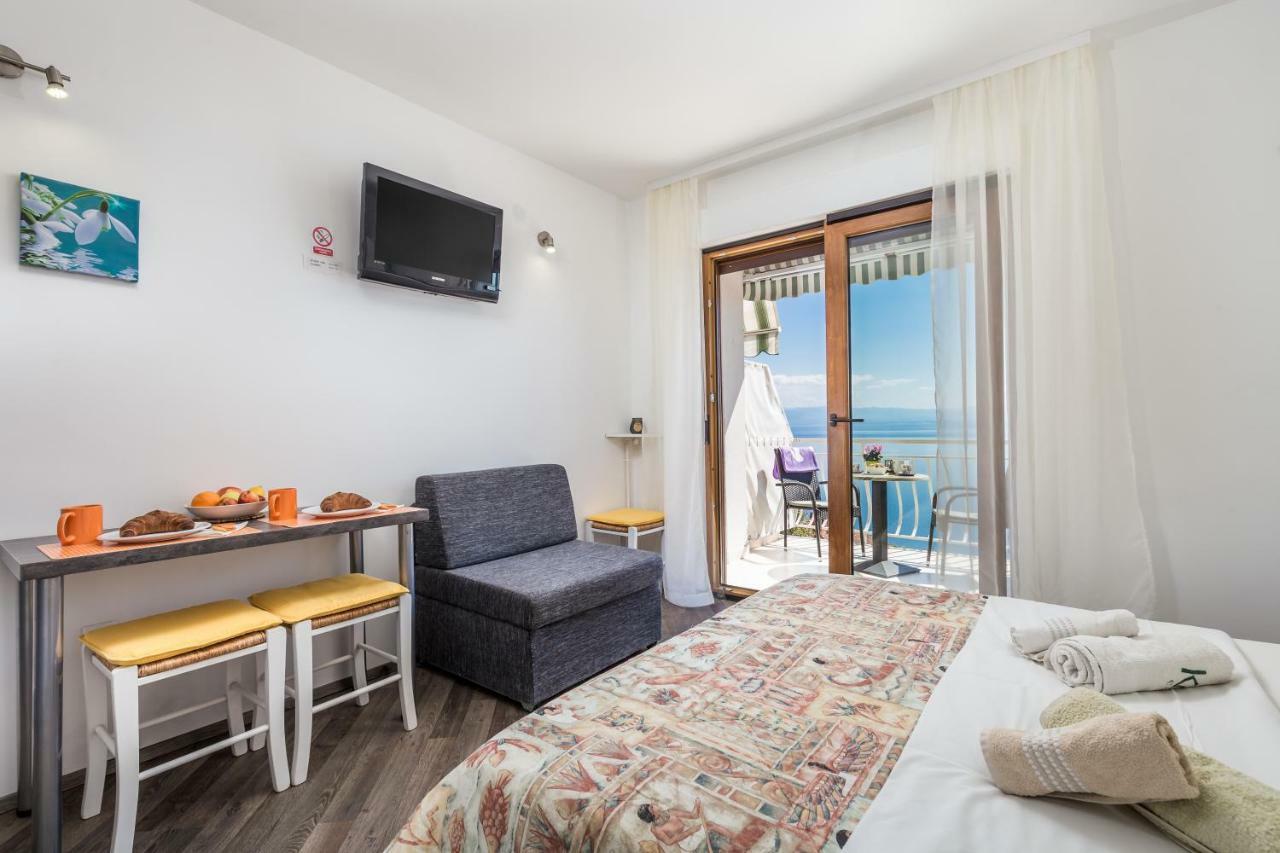 Apartments Davor Moscenicka Draga Exterior foto