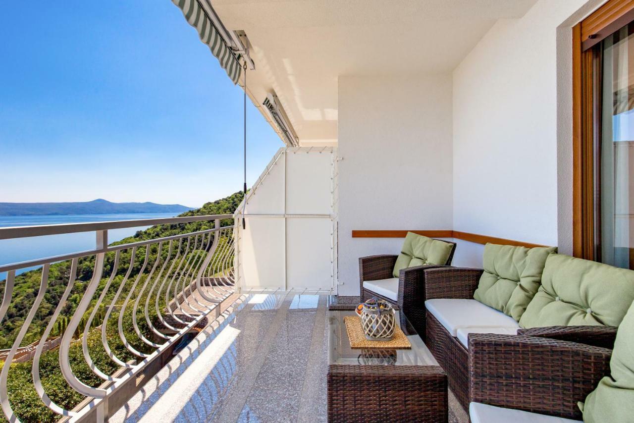 Apartments Davor Moscenicka Draga Exterior foto